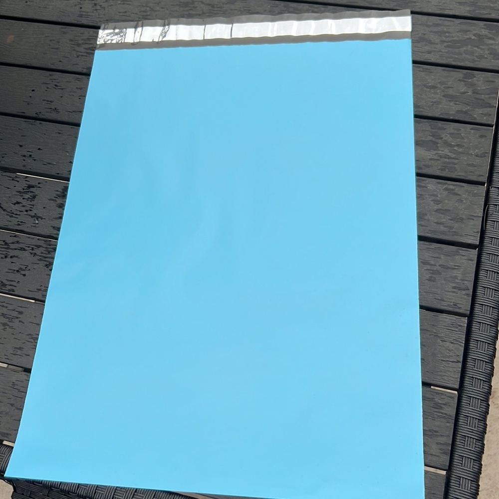 25 pcs Light Blue Poly Mailers 14.50x19" inches